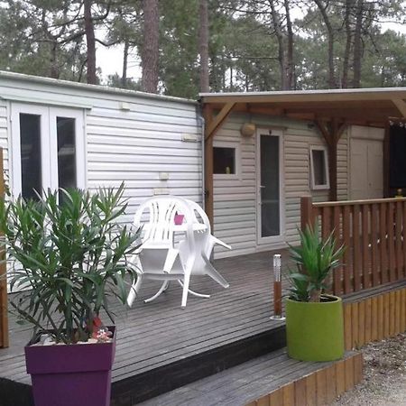 Bureaux Appartements Lesparre Medoc Exterior foto